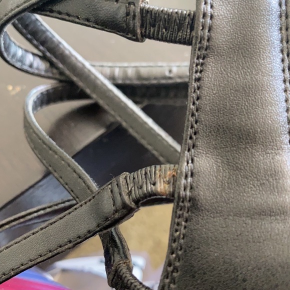 BCBGeneration Strappy Sandals - 7 - Picture 12 of 12